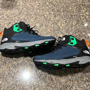 The North Face VECTIV EXPLORIS FUTURELIGHT mid waterproof